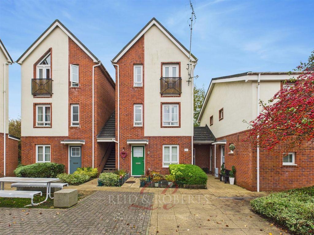 Property photo 1 of 13 Cam05148G0-Pr0103-Still022.Jpg