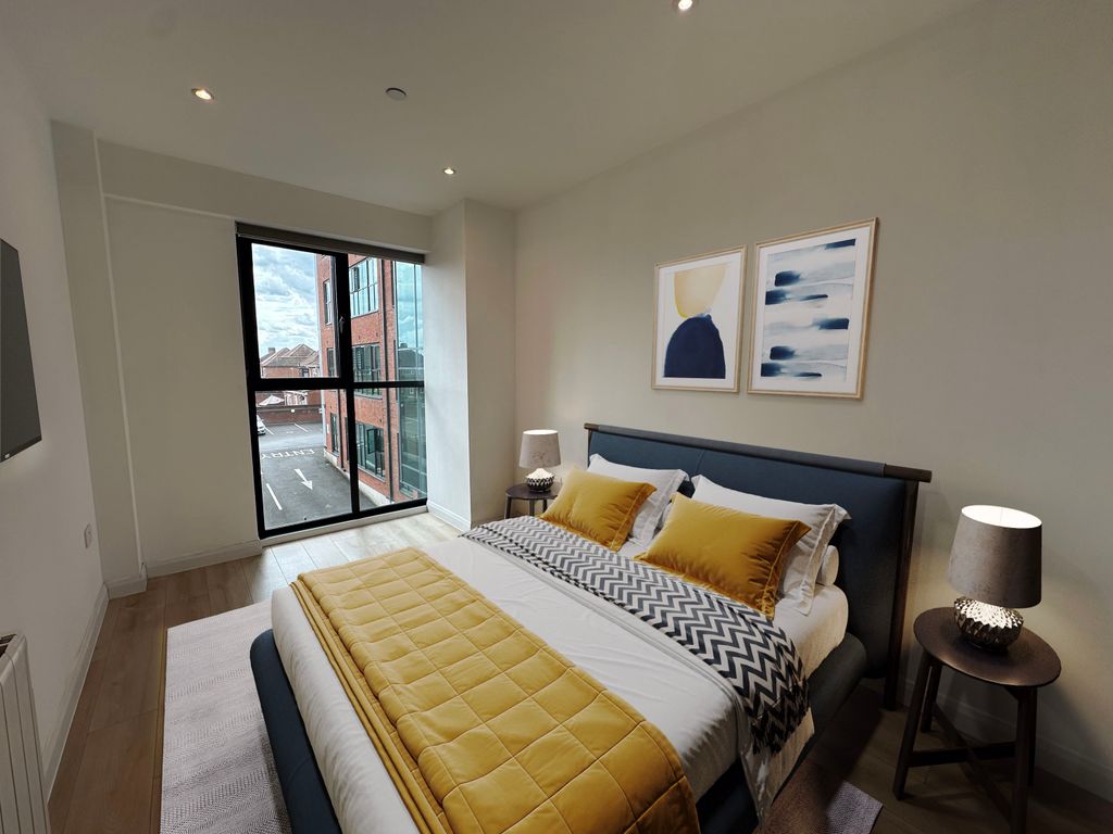 Property photo 3 of 8 Photo 5