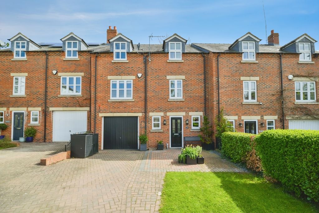 Property photo 1 of 21 Pbox-Img.Jpg