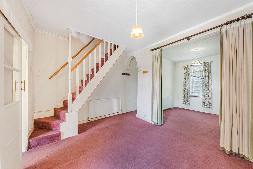 Property photo 2 of 11 Picture No. 14