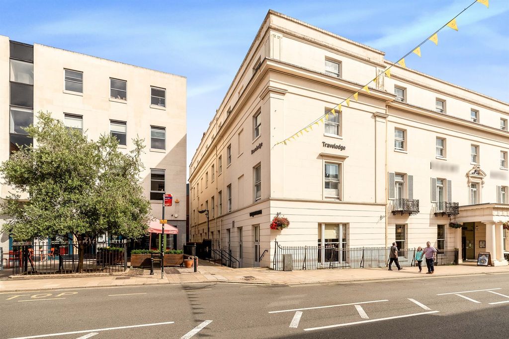 Property photo 1 of 12 Exterior