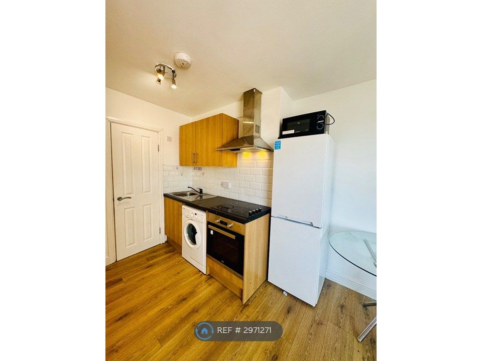 Property photo 2 of 4