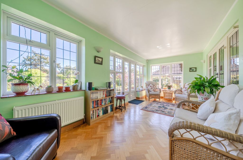 Property photo 3 of 17 1454173-15-69F35A...