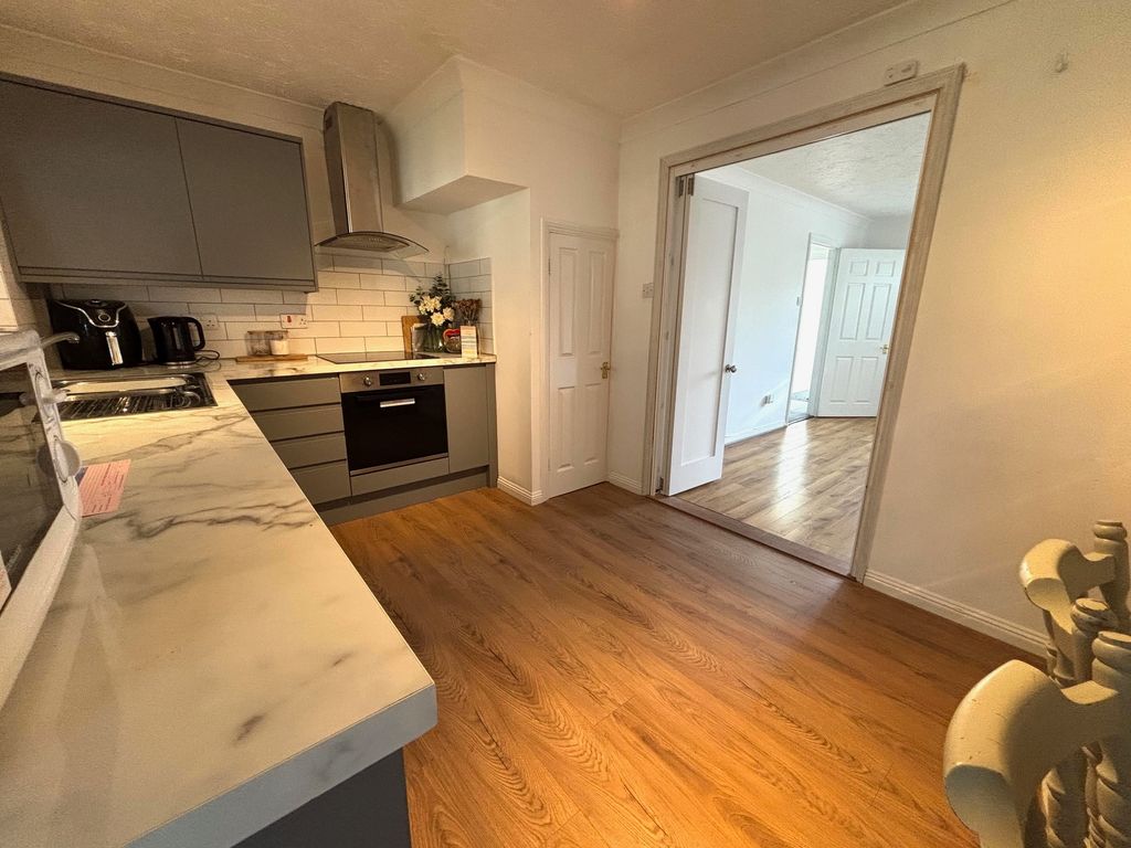 Property photo 3 of 14 Img_6758