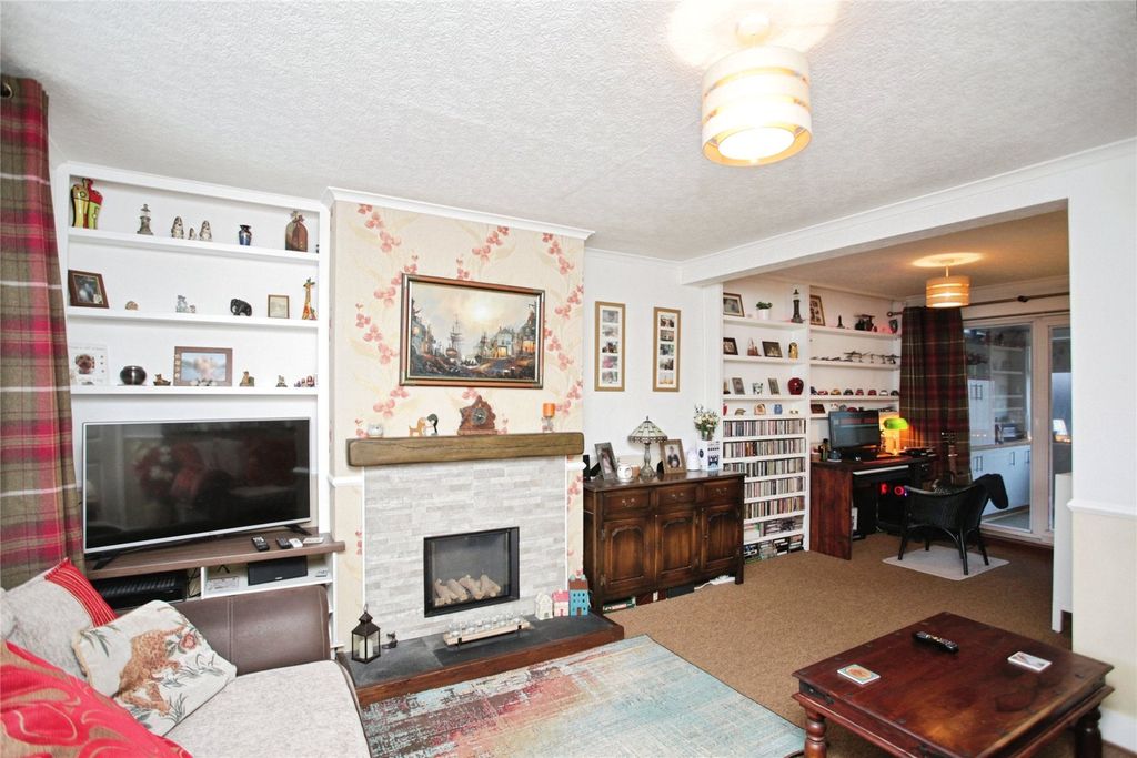 Property photo 2 of 25 Picture No. 02