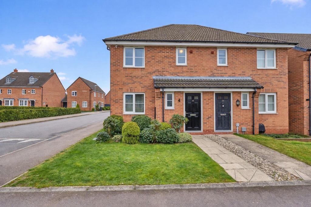 Property photo 1 of 13 Sunny Front.Jpg