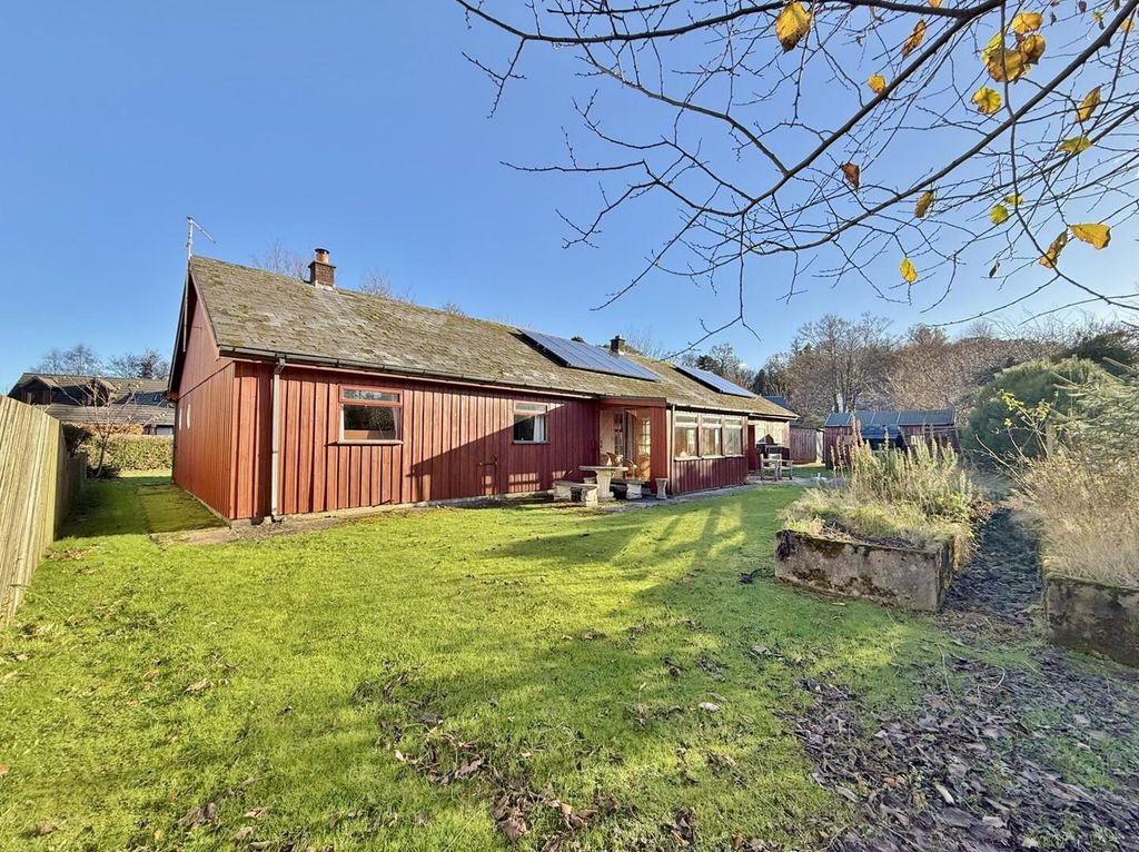 Property photo 3 of 40 Rear Garden