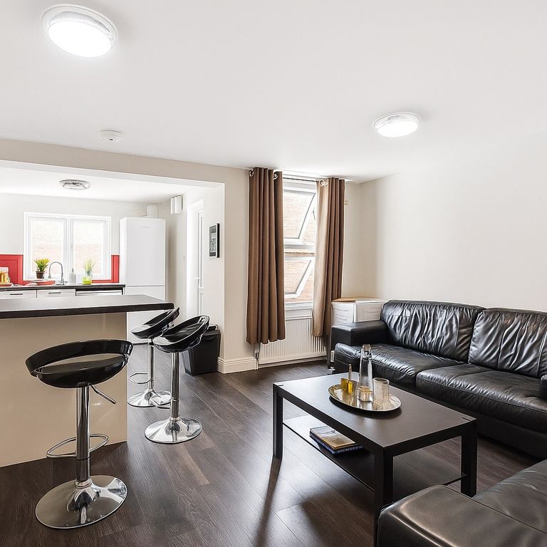 Property photo 2 of 12 Gallery