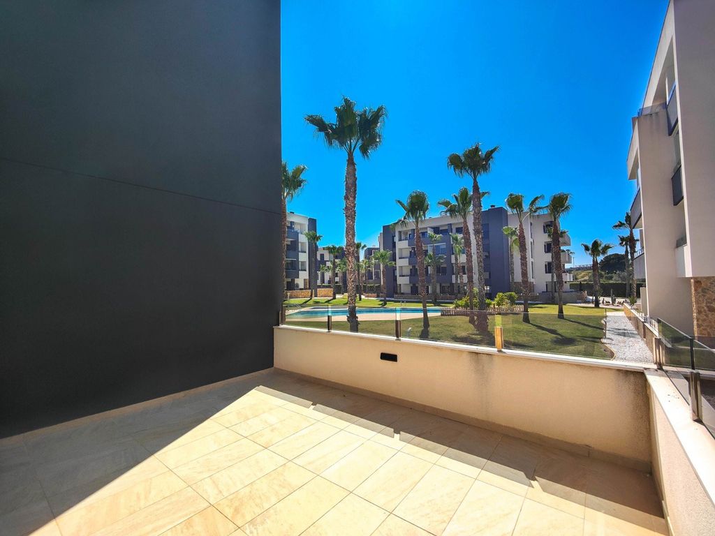 Property photo 3 of 40