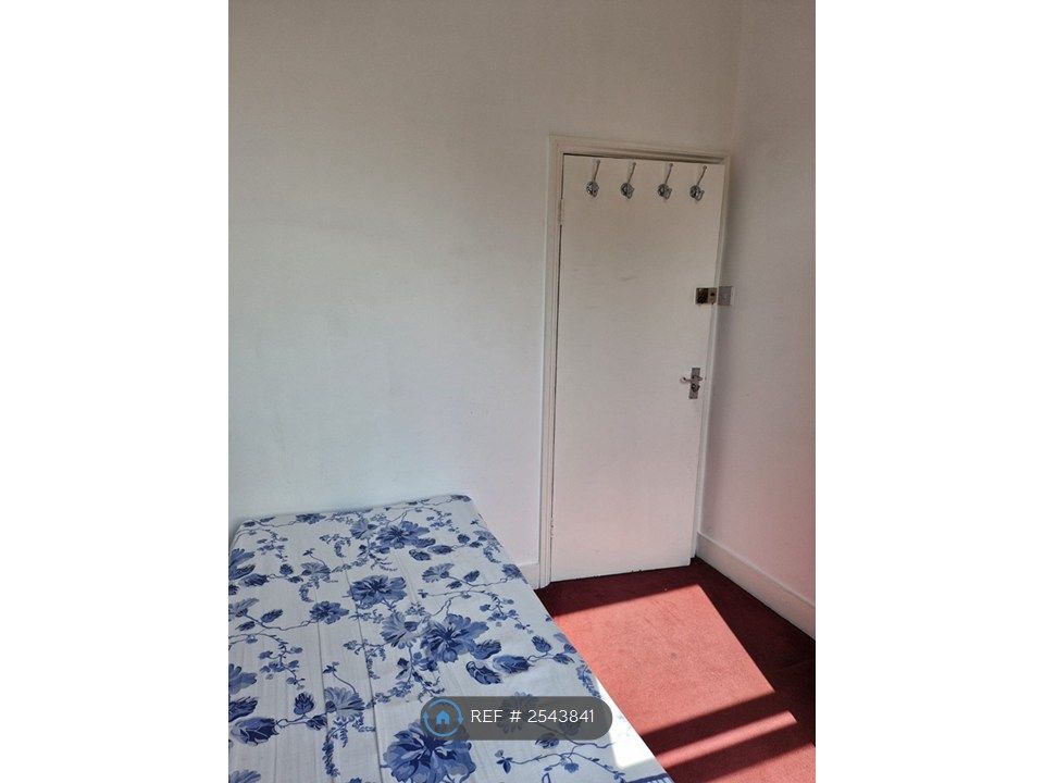 Property photo 1 of 4
