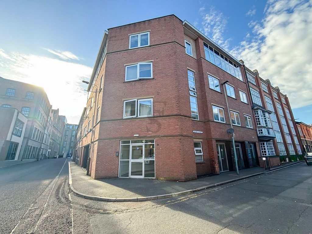 Property photo 1 of 5