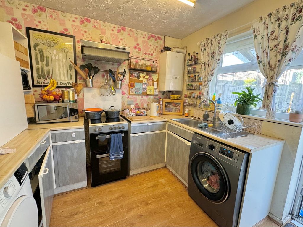 Property photo 3 of 15