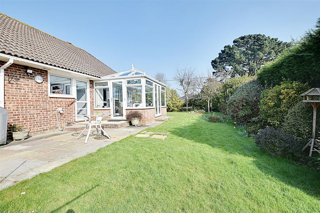 Property photo 3 of 16