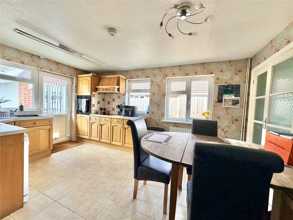 Property photo 2 of 11 Picture No. 09