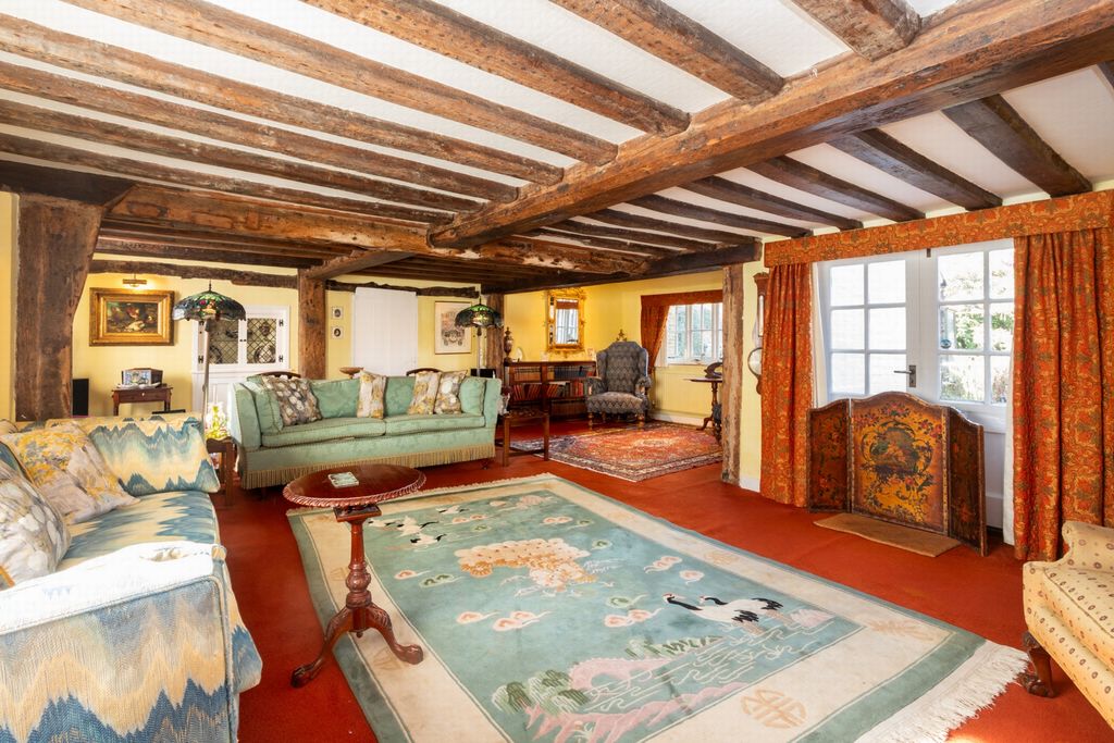 Property photo 3 of 40 Drawing Room