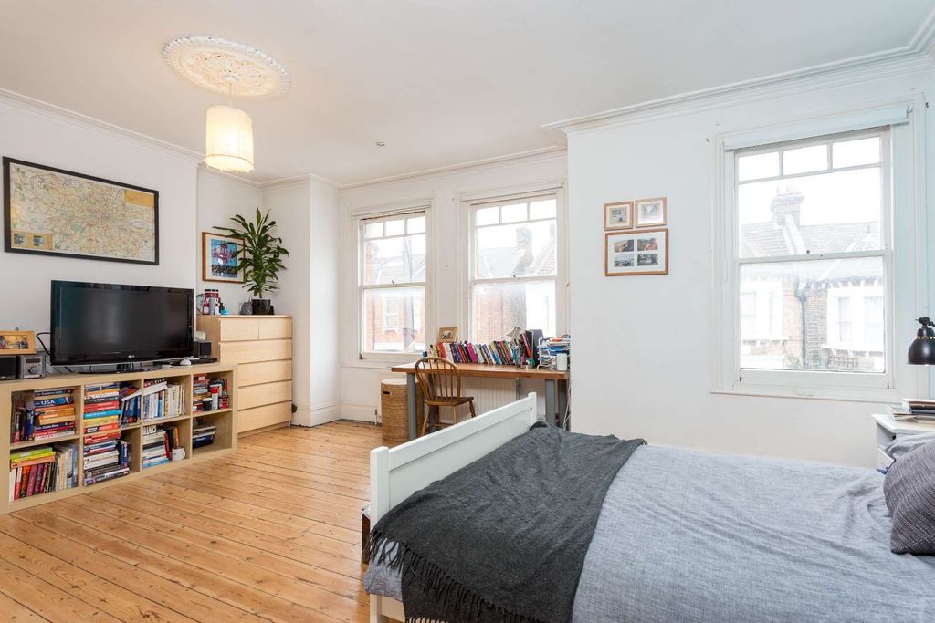 Property photo 3 of 5