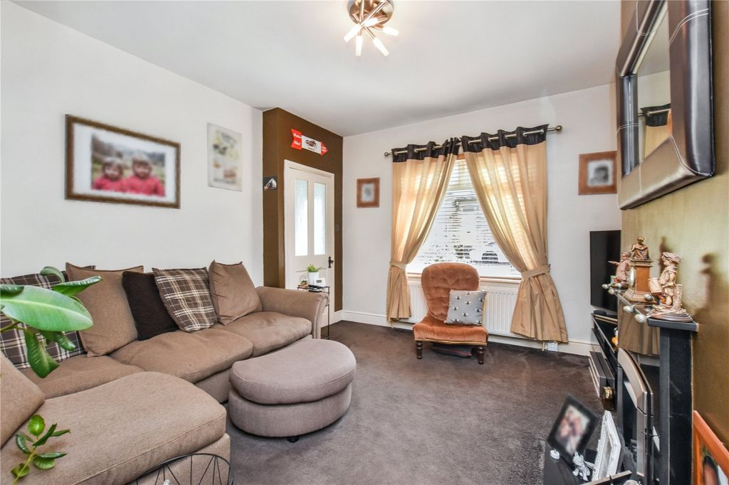 Property photo 3 of 18 Picture No. 09