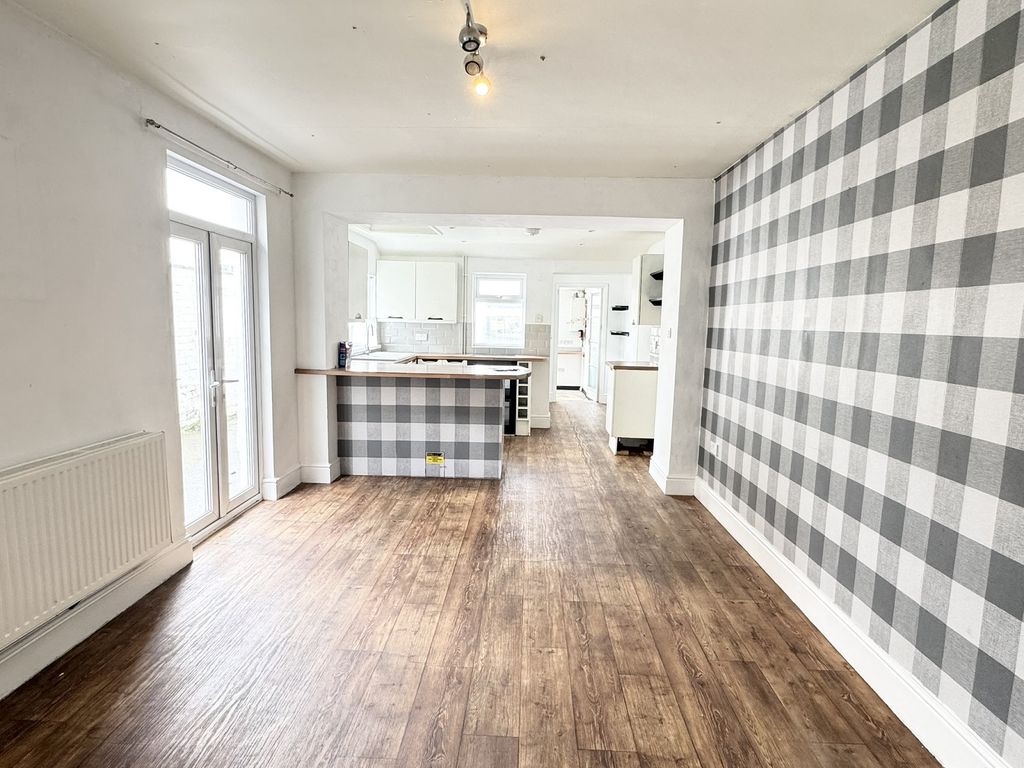 Additional image 7 of 4 bed terraced house for saleGlasfryn, 12 New Road, Llandovery, Carmarthenshire. SA20
