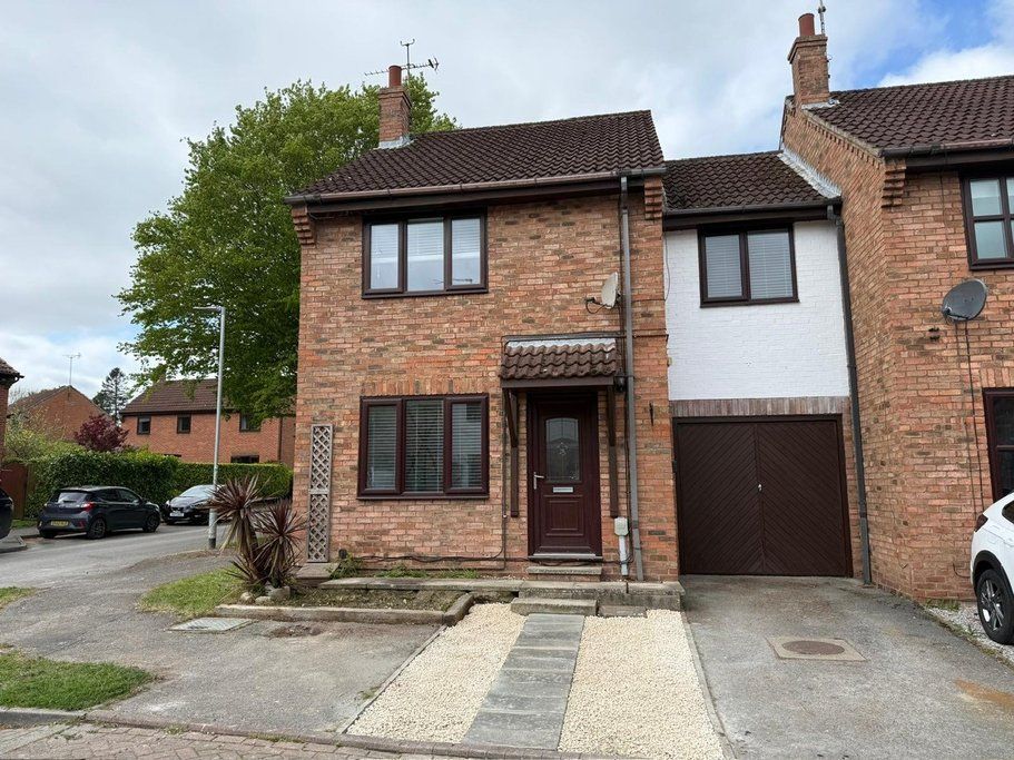 Property photo 1 of 3