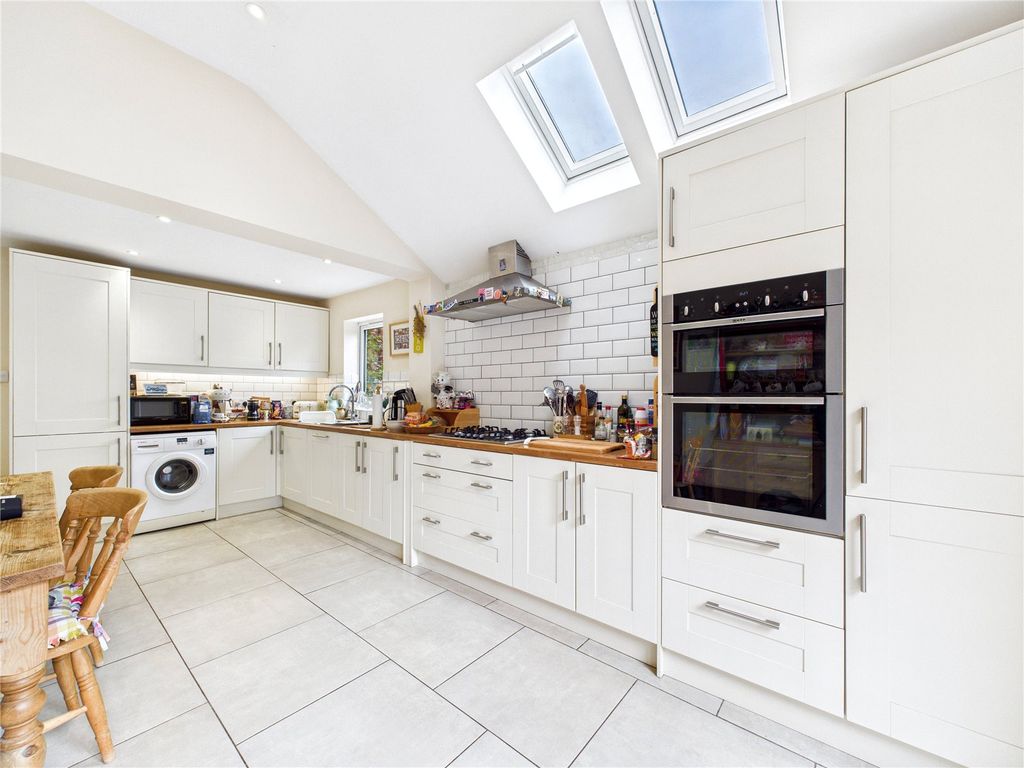 Property photo 1 of 14 Picture No. 05
