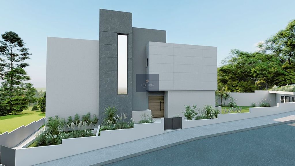 Property photo 2 of 4