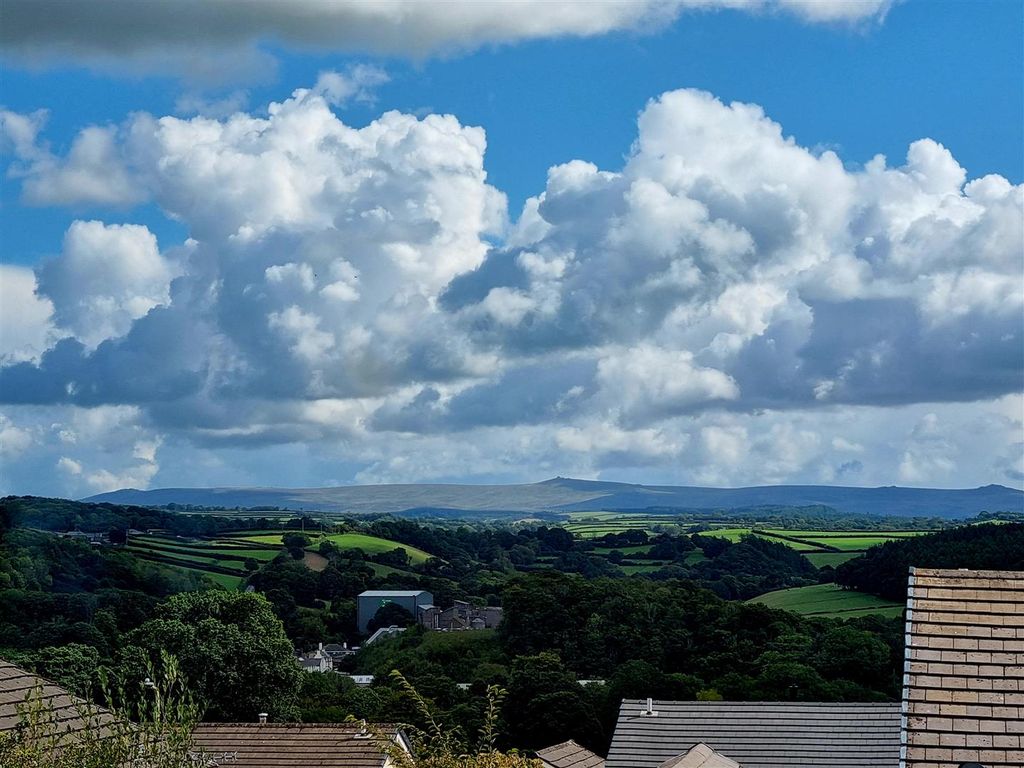 Property photo 2 of 15 View.Jpg