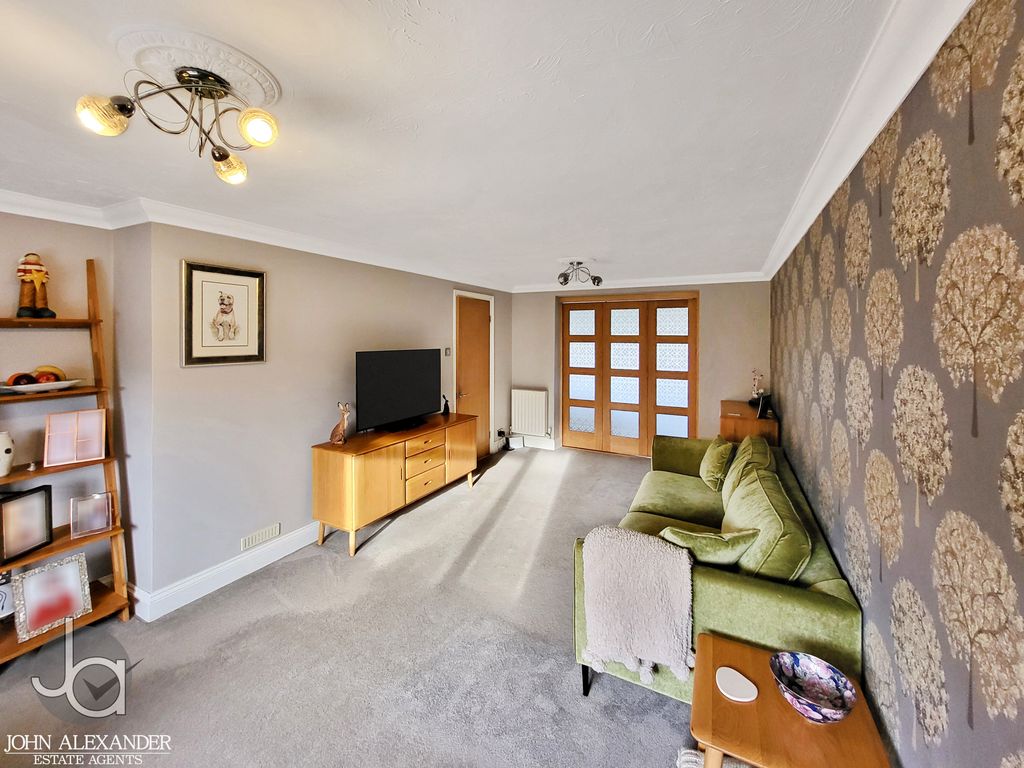 Property photo 2 of 15 20260128_095853