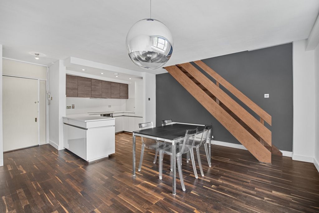 Property photo 2 of 13 12-16