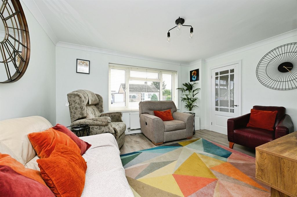 Property photo 2 of 15