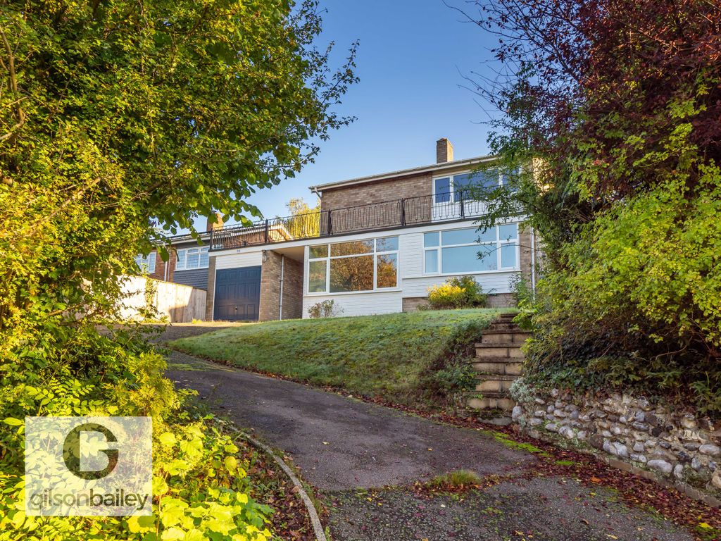 Property photo 1 of 18 56Churchlane-81