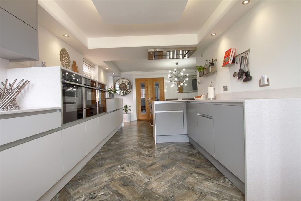 Property photo 3 of 17 Ps9.Jpg