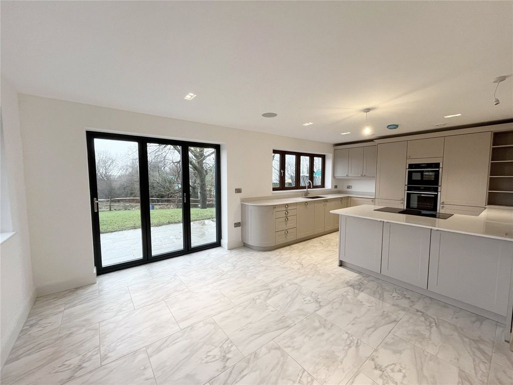 4 bed detached house for saleRolling Fields View, Newick Lane, Heathfield, East Sussex TN21 photo 5