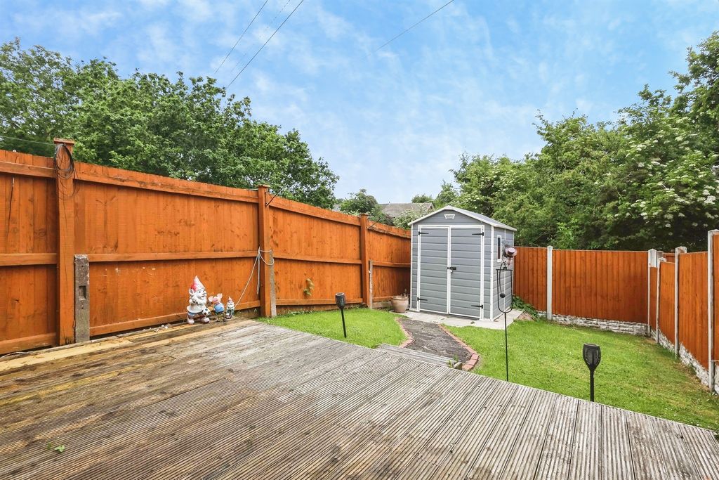 Property photo 3 of 13