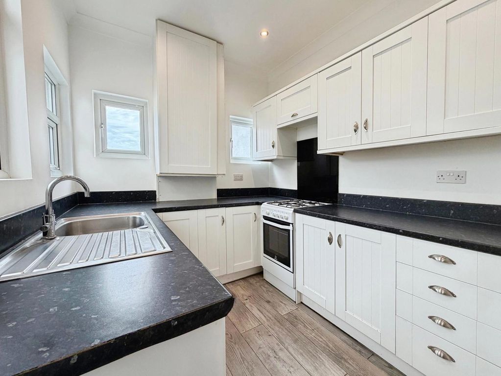 Property photo 2 of 15 Pbox-Img.Jpg