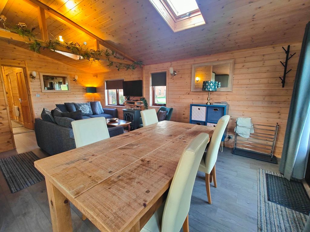 Property photo 3 of 14 Image