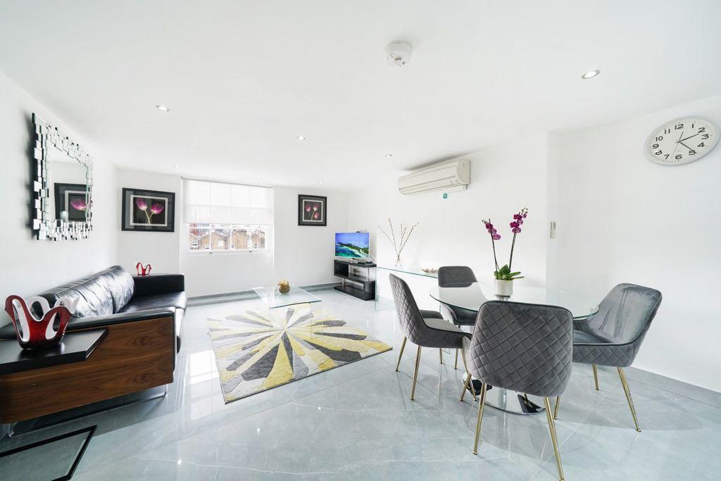 Property photo 1 of 19