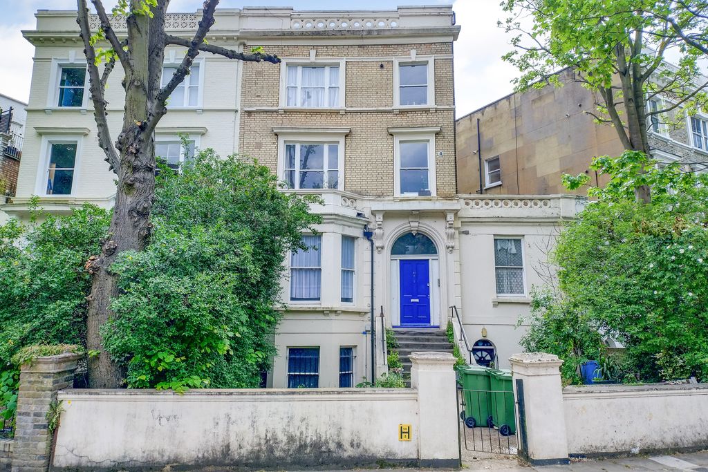 Property photo 1 of 1 First Floor Flat, 44 Hilldrop Road, Islington, London, N7 0Je