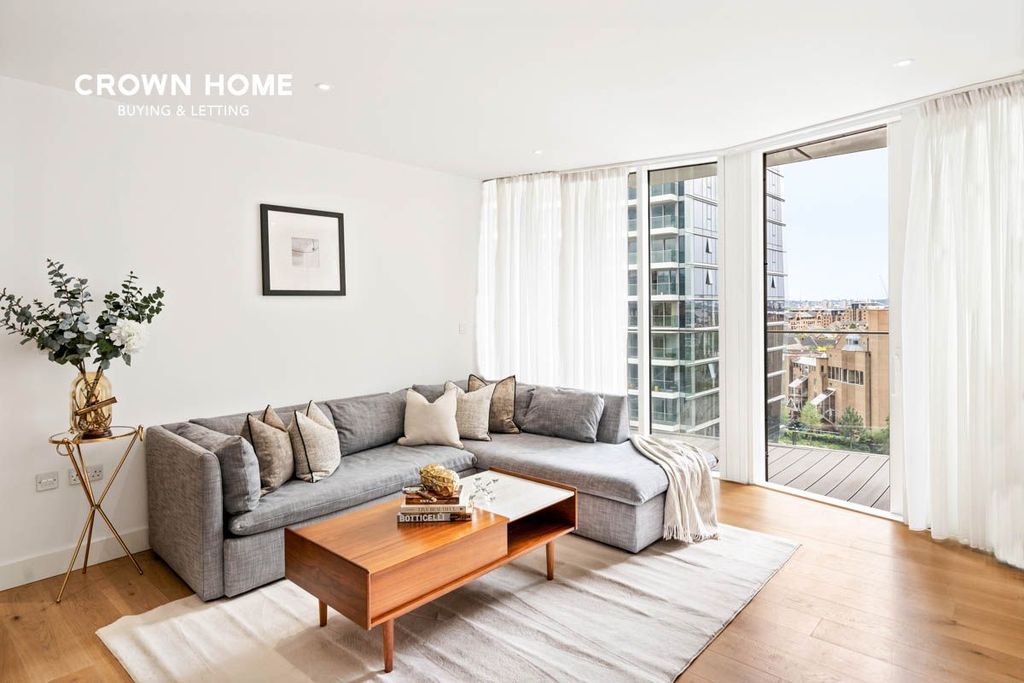 Property photo 1 of 25