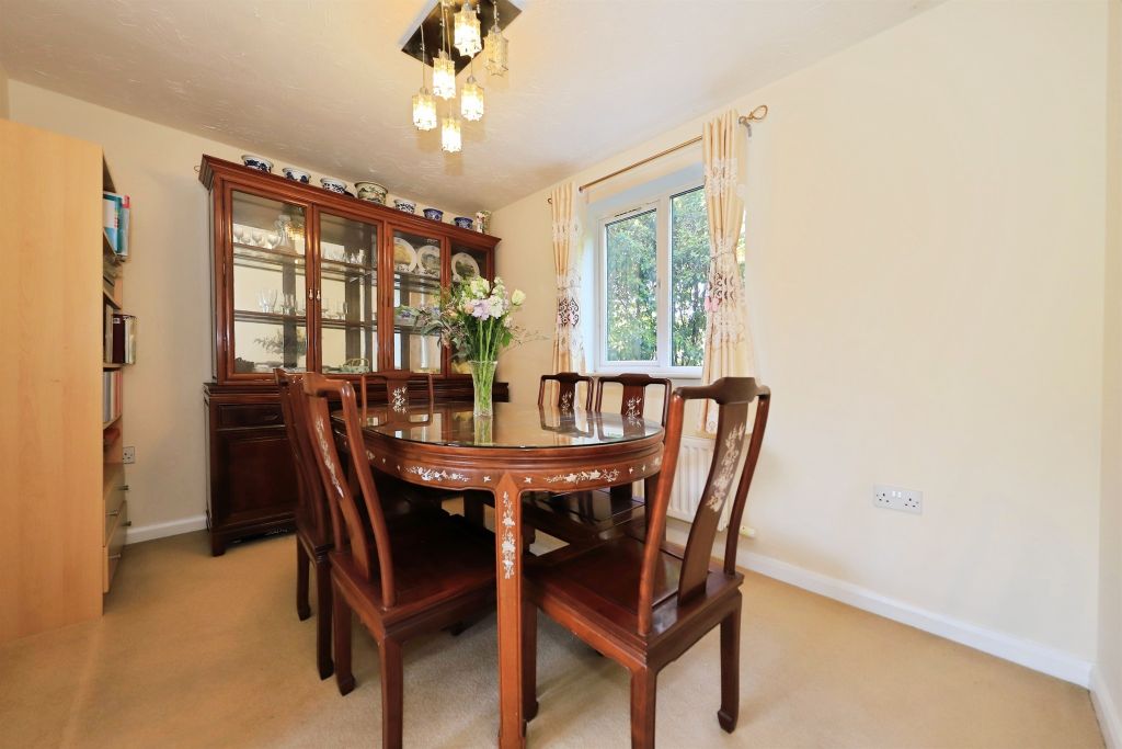 Property photo 3 of 16
