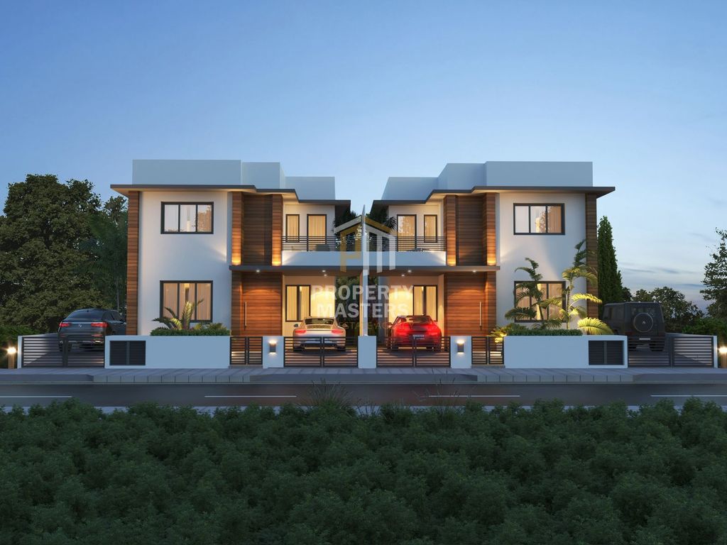 Property photo 1 of 5