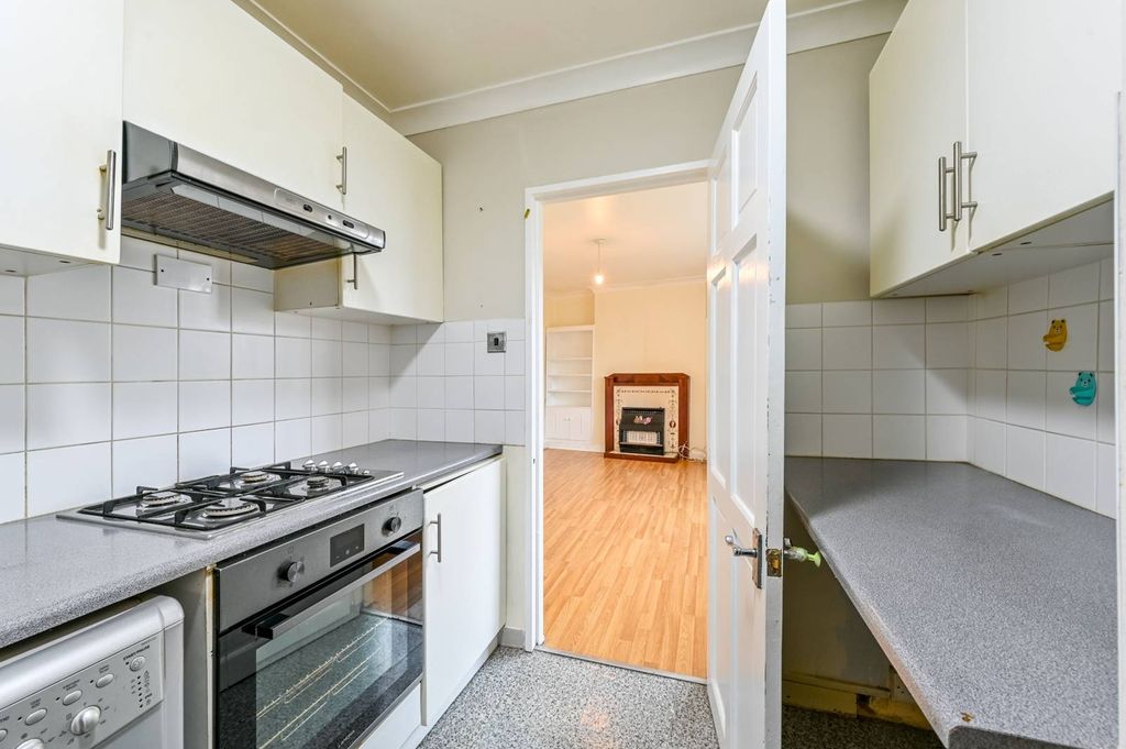 Property photo 1 of 7