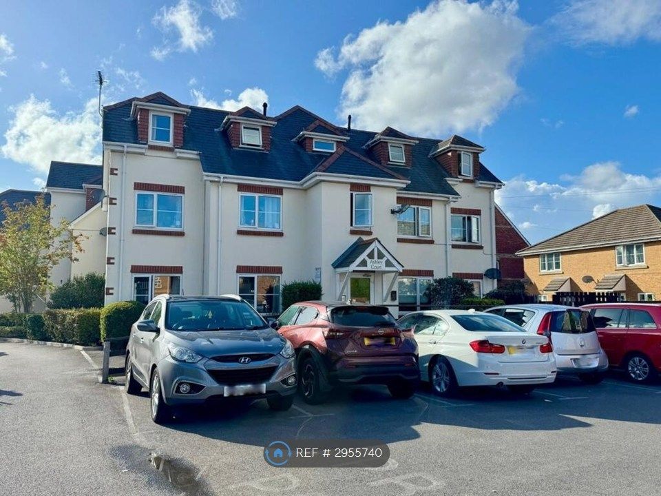 Property photo 2 of 12