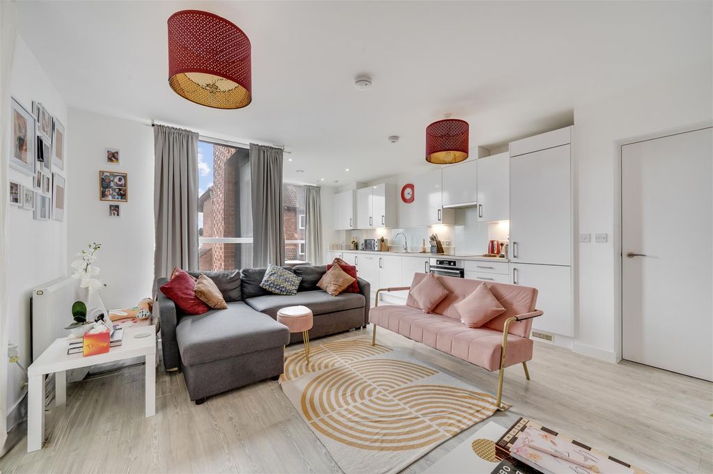 Property photo 2 of 13 Daneils_Printworks Apartments, Printworks Apt 44,