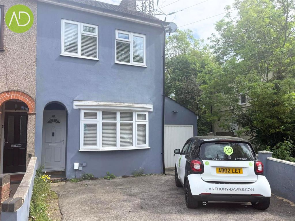Property photo 3 of 10 14.Jpg