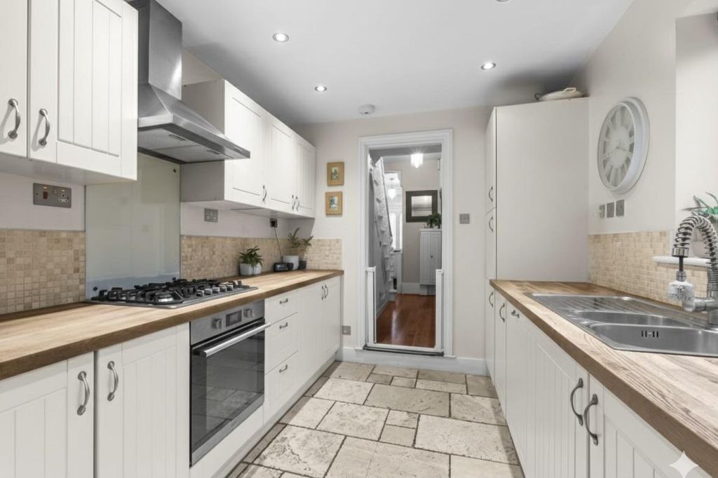 Property photo 3 of 23 Tempimagezh8Tfy.Jpg