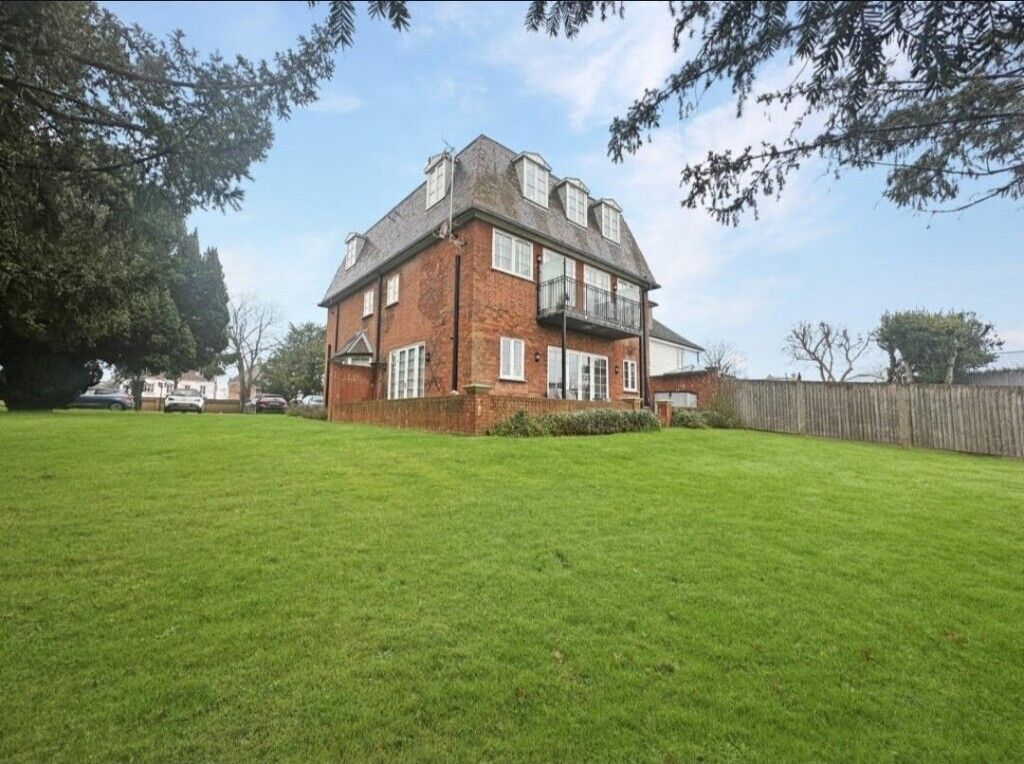 Property photo 3 of 3 Grounds