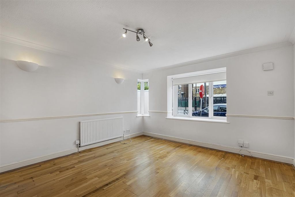 Property photo 2 of 26 2