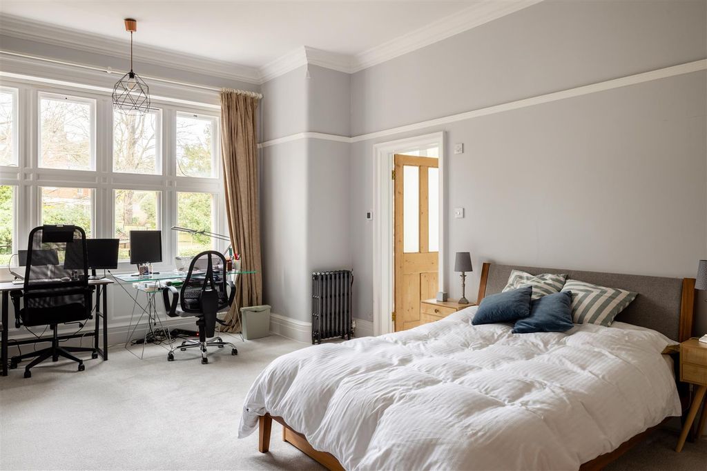 Additional image 26 of 5 bed property for saleGatton Road, Reigate RH2