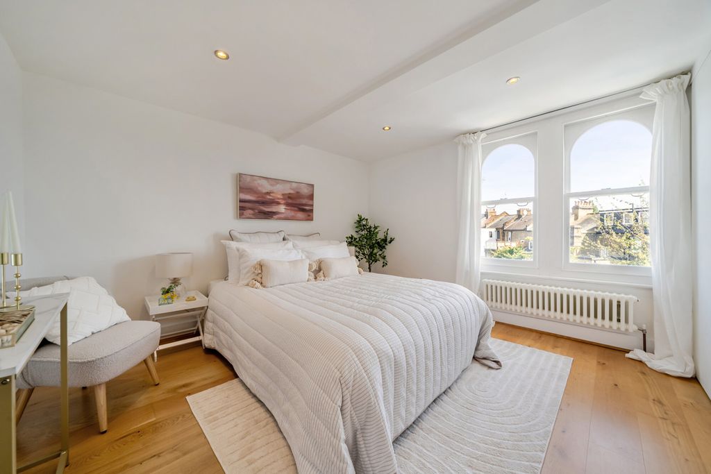 Property photo 1 of 17 1498493-5-6A68818...