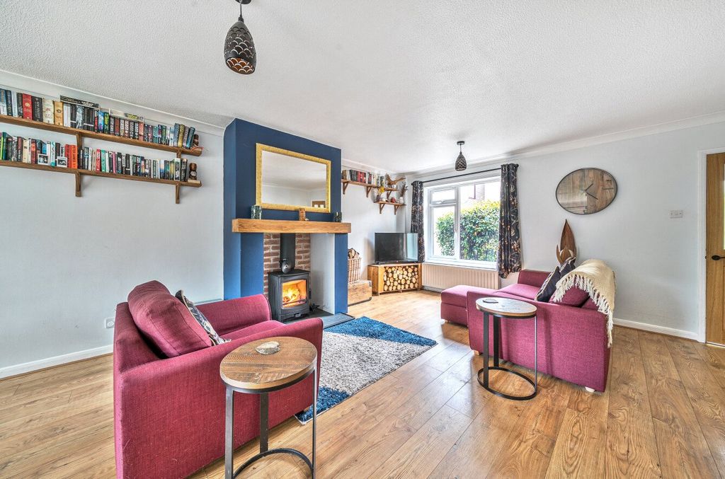 Property photo 3 of 11 Sitting Room